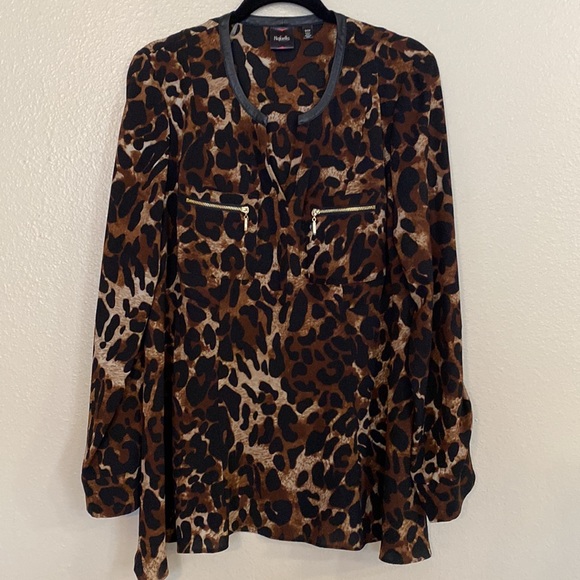 RAFAELLA| asymmetrical high-low animal print tunic - Picture 5 of 11